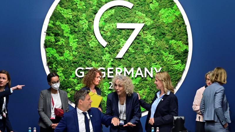 G7 nations vow to stop fossil-fuel financing abroad by end 2022
