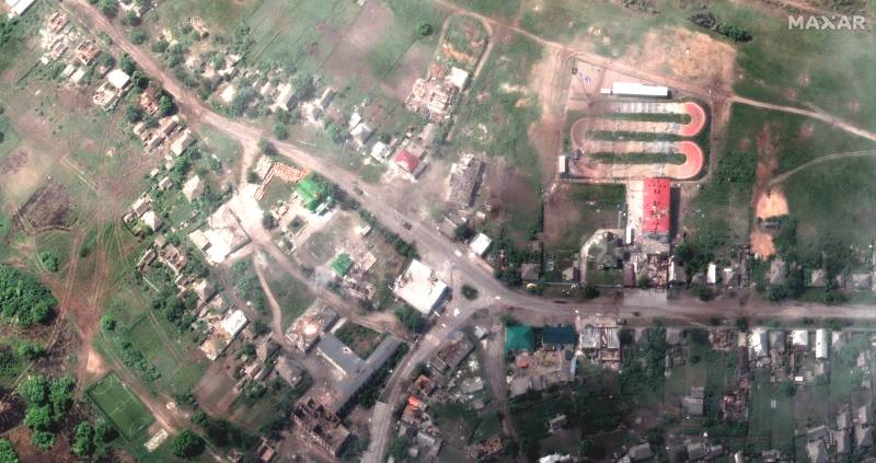 Russian forces bombard key Ukrainian city amid church schism