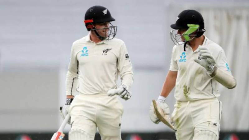 New Zealand sweat over Boult, Nicholls for England Test opener