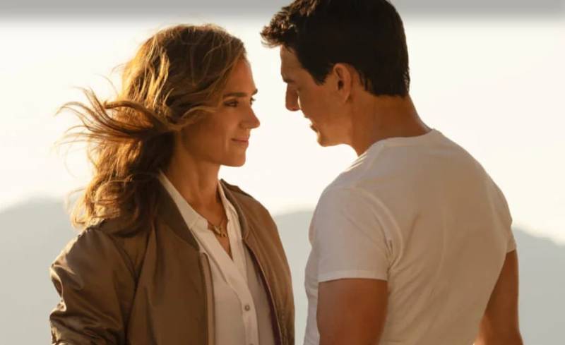 'Top Gun' again tops North America box office