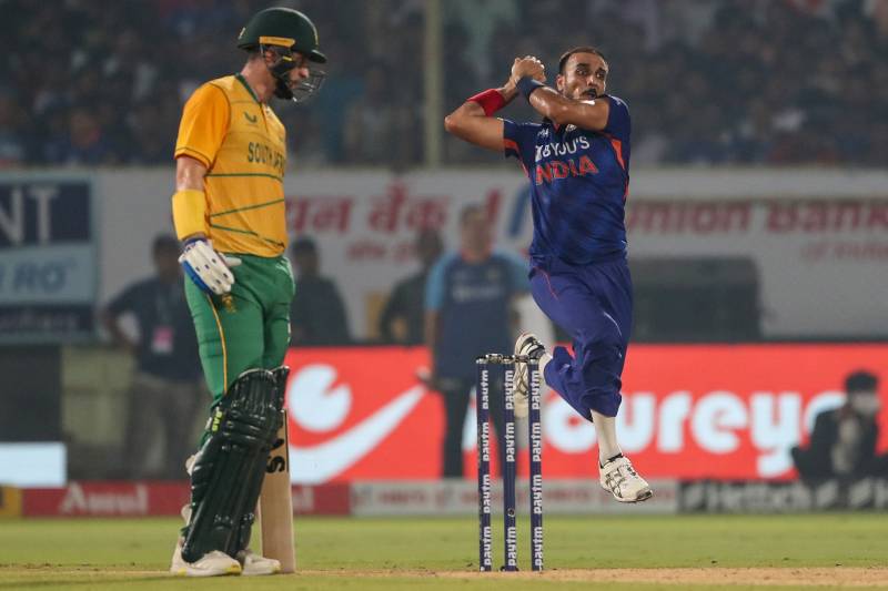 Harshal, Chahal help India thrash South Africa in third T20