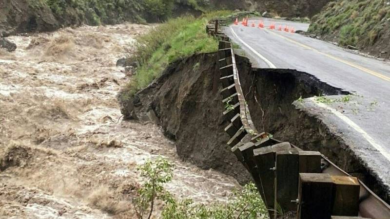 Dozens rescued by helicopter in Yellowstone floods