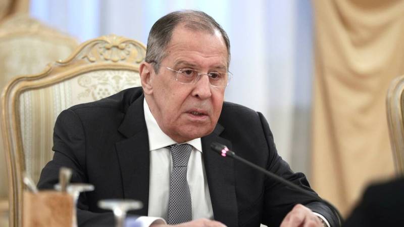 Russia FM heads to Iran for talks