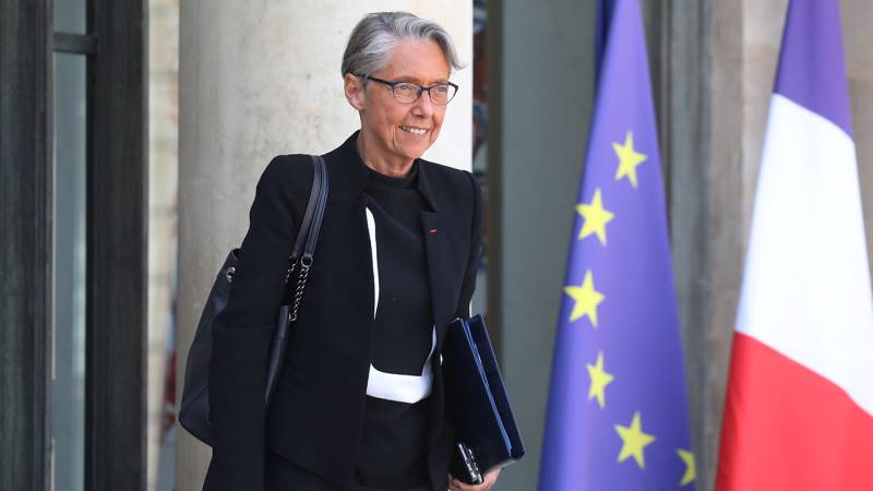 French PM faces baptism of fire in divided parliament