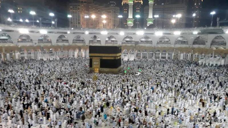 Maskless pilgrims launch largest hajj of Covid era
