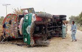 Goat trader dies, dozens injured as truck turns turtle
