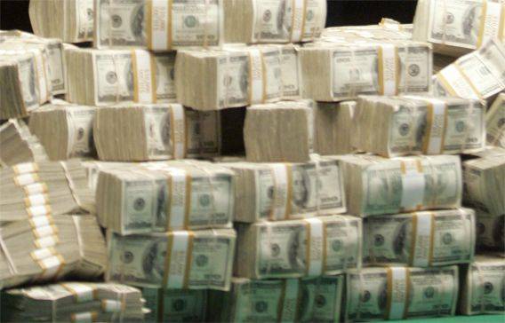 Court displeased with slow pace in $100,000 disappearance case