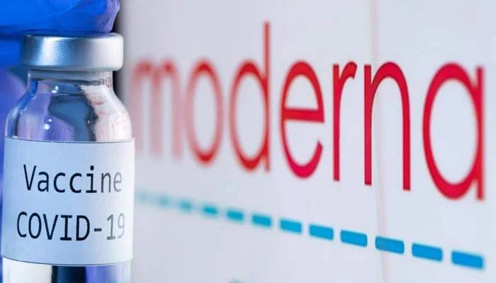 UK approves updated Moderna vaccine targeting Omicron variant