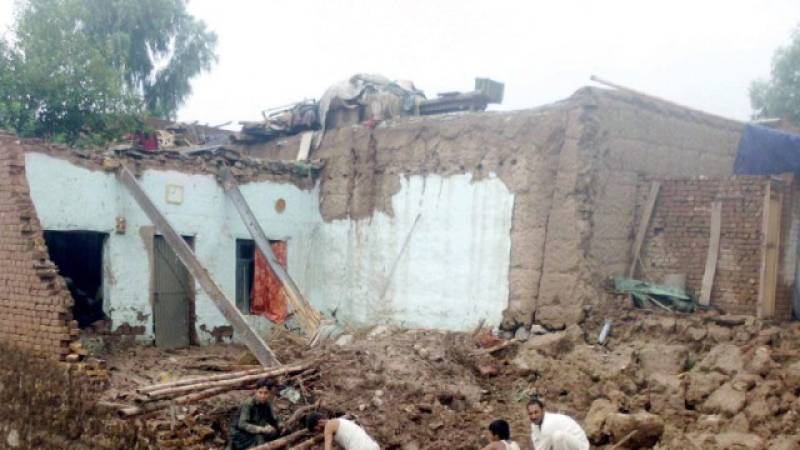 Six die in roof collapse incidents in Shikarpur