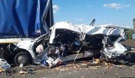 15 dead in Russia crash between minibus, lorries