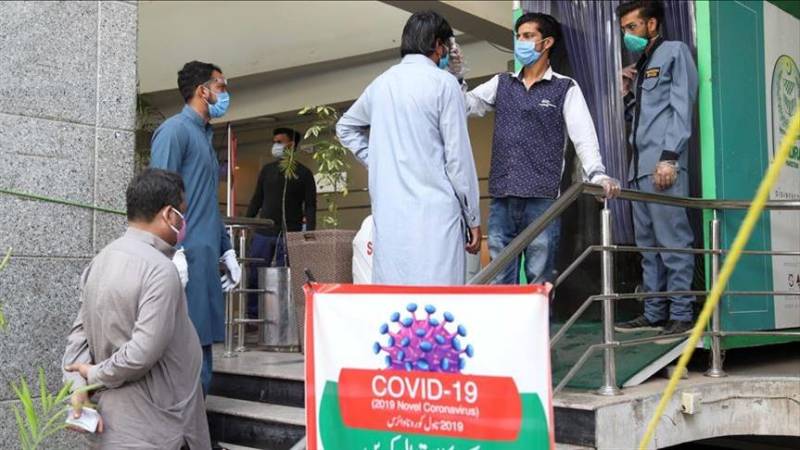 Three more die of coronavirus as Pakistan logs 416 new cases