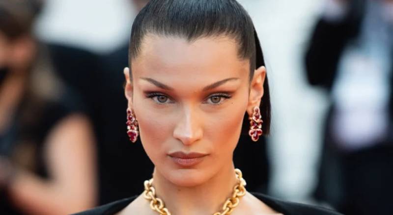 People all across the world are concerned about the floods in Pakistan, which represent a significant catastrophe. Bella Hadid, an American supermodel, is one such person who is equally worried and released a short clip 