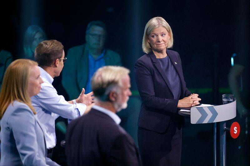 Three main rivals face off in Sweden's tight election race