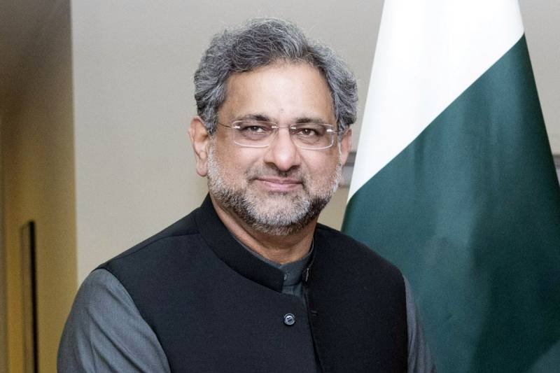 Khaqan Abbasi asks Imran Khan not to make army chief appointment controversial