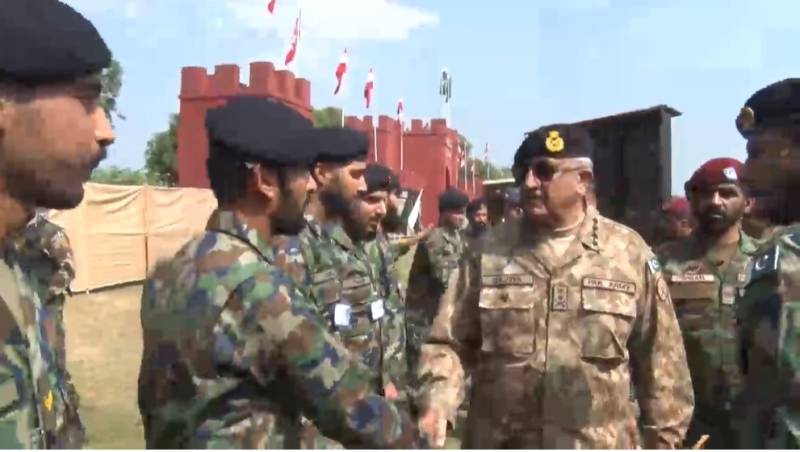 COAS attends PARA ceremony at Jhelum Garrison
