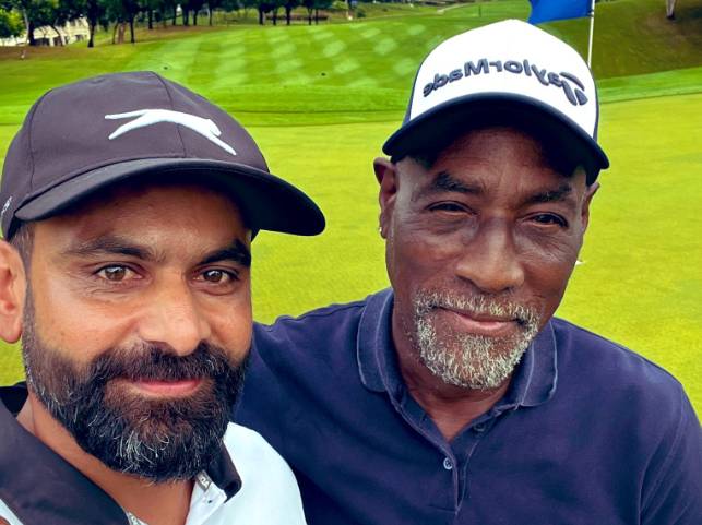Sir Vivian Richards, Muhammad Hafeez play golf 