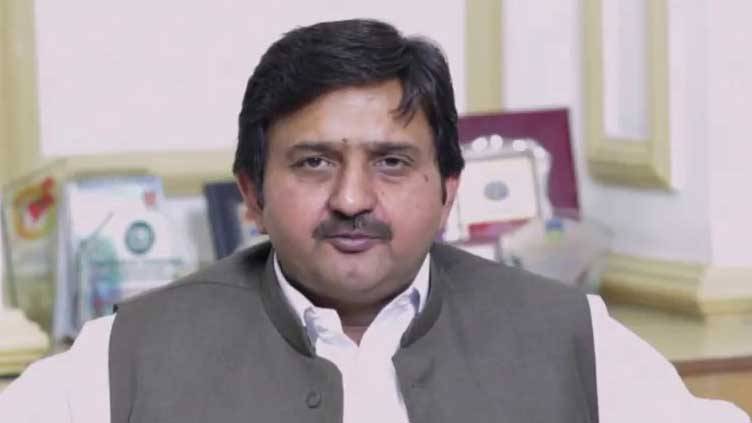 Malik Ahmed Khan bashes Aitzaz Ahsan over allegations