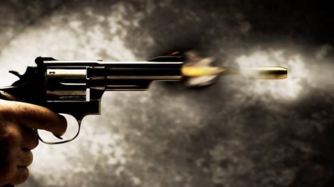 Woman, kids among five shot dead in Mardan