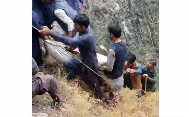 Kids, woman among six die in Neelum Valley jeep plunge