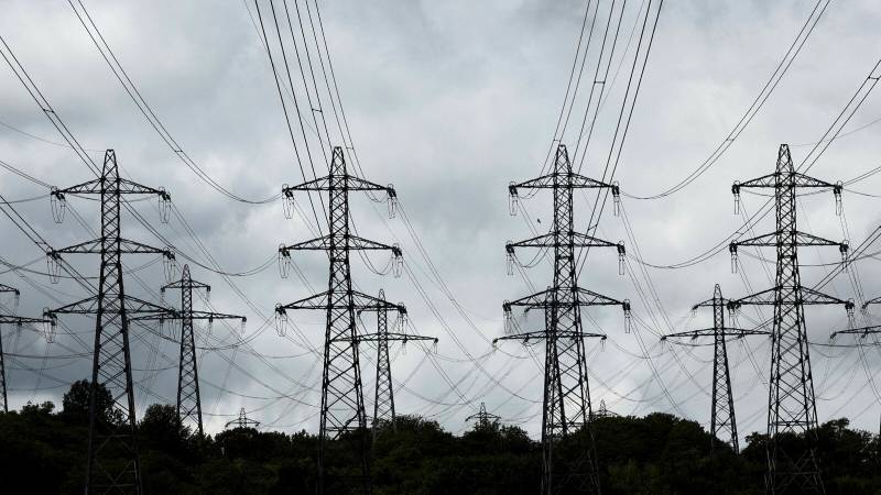 PM Shehbaz announces Rs4.25 per unit cut in power tariff