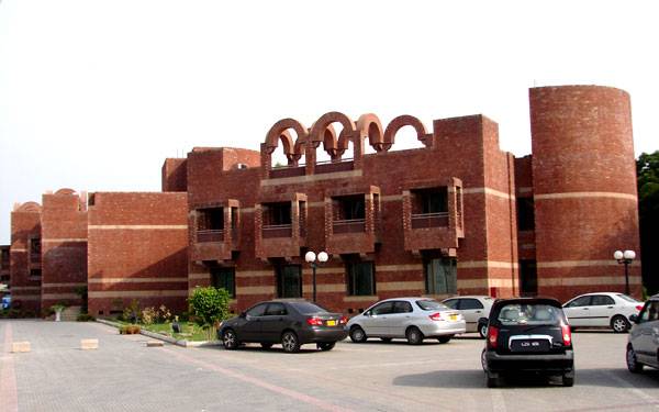 Lahore Gymkhana Club delegation calls on PM 