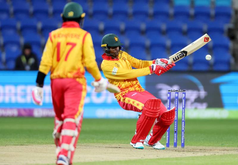 Zimbabwe reach 79-5 against South Africa in a rain-reduced match