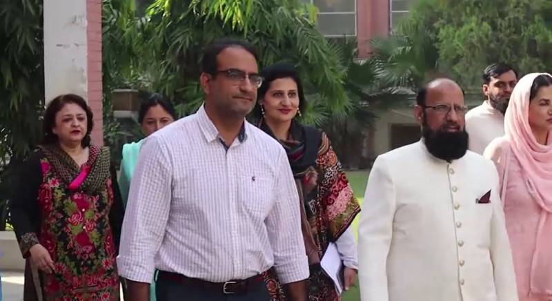 Pakistan needs medical research centre of excellence: Dr Umar  