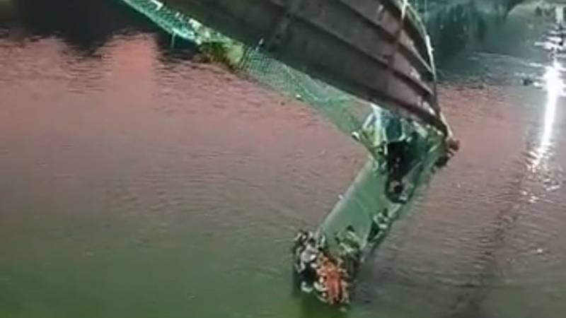 Dozens reported dead in India bridge collapse