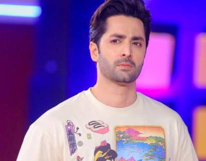 Danish Taimoor does an Elvis Presley 
