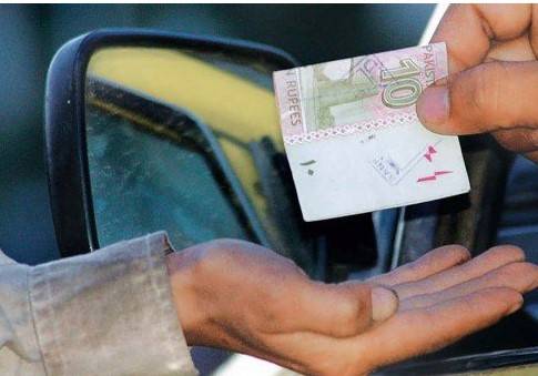 Child begs for rupee, gets bullet in heart