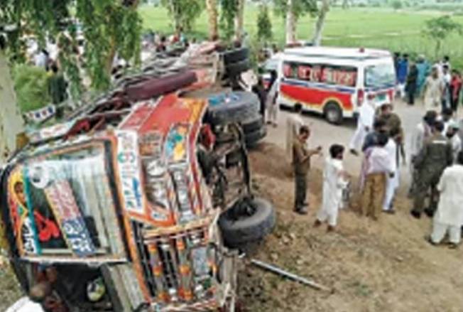 Racing bus drivers crash into each other, injuring 15