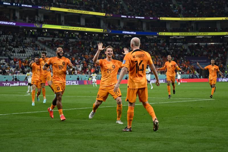 Netherlands strike late to beat Senegal on World Cup return