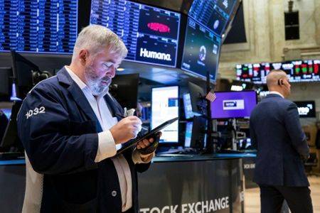 Stocks retreat on interest rate worries