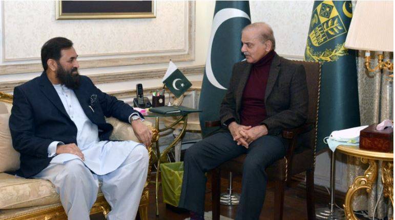 Punjab Governor Baligh-ur-Rehman holding a meeting with Prime Minister Shehbaz Sharif 