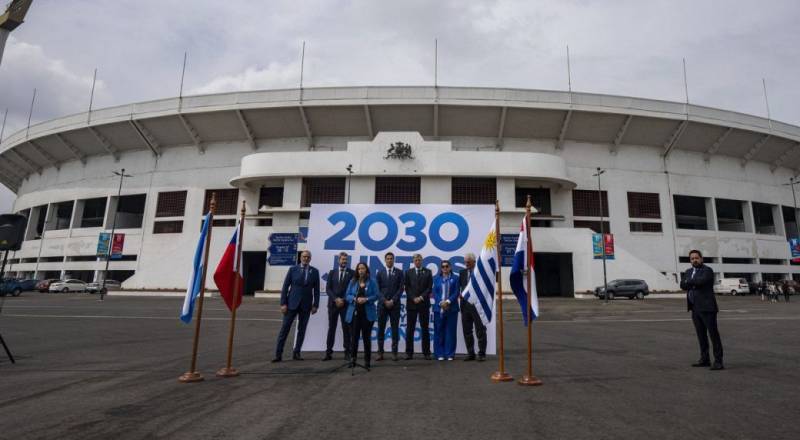 South America football chief steps up claim to 2030 World Cup
