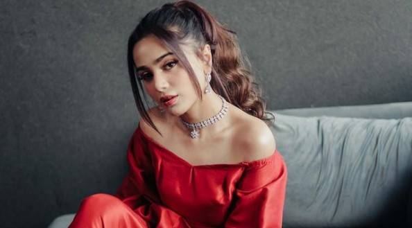Aima Baig's heart is on recovery path after break-up 