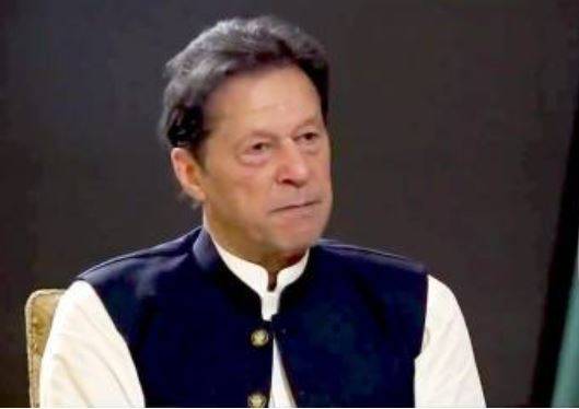 ECP summons Imran Khan on Jan 3 in contempt case