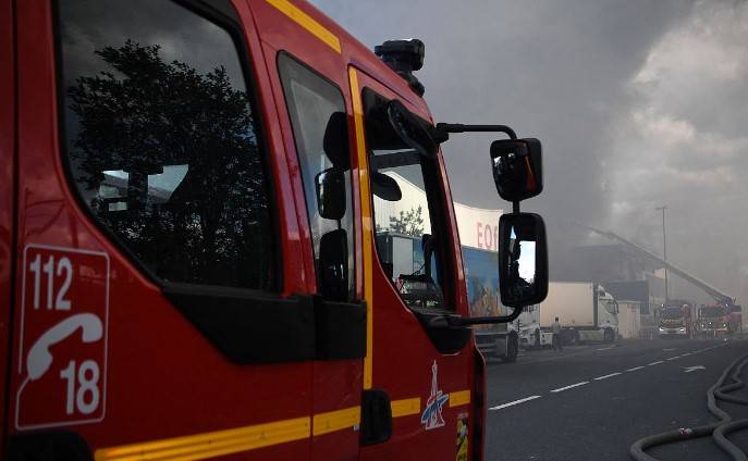 10 killed in fire near Lyon in eastern France