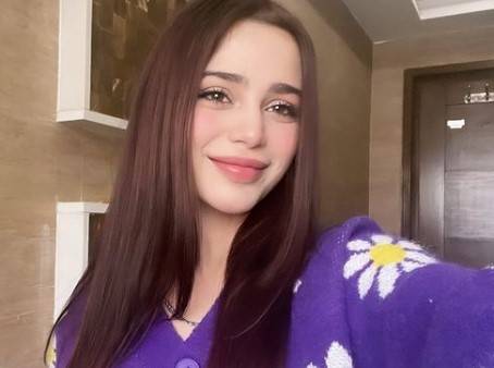 Aima Baig wishes to marry ‘Insaan Ka Bacha’