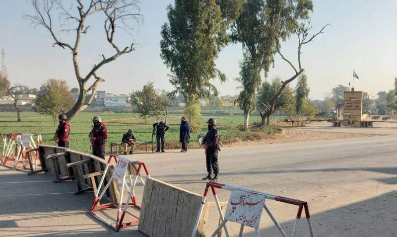 Three soldiers embrace martyrdom, 25 terrorists killed in Bannu op: ISPR DG 