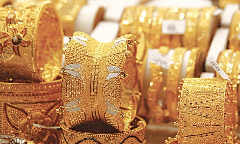 Gold prices continue to increase in in Pakistan