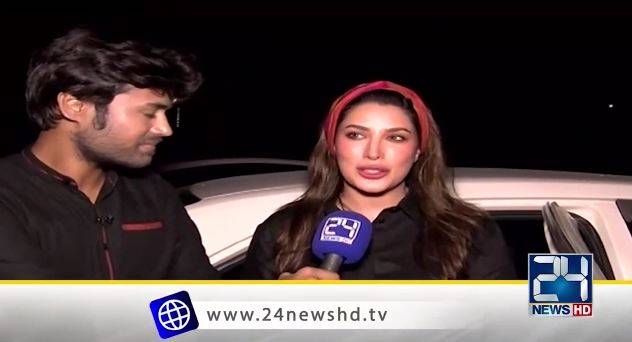 Mehwish Hayat pays tribute to Benazir Bhutto