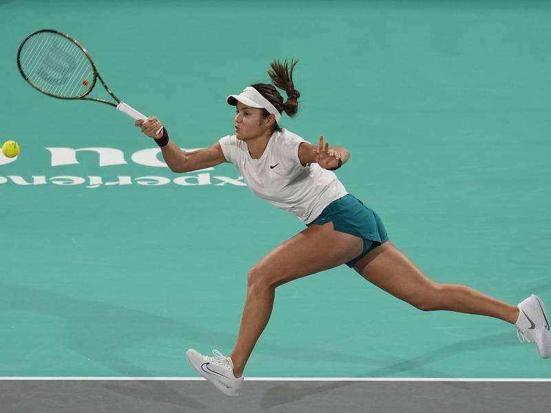 Gauff, Raducanu overcome rain disruptions in Auckland