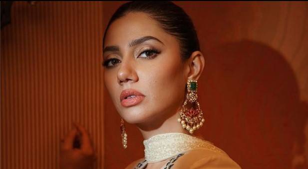 Mahira Khan under fire, shares new video after Adil Raja’s allegations
