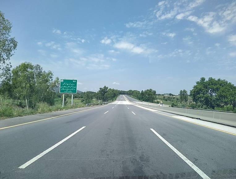 Motorway2 opened after 16 hours of closure as fog withers away