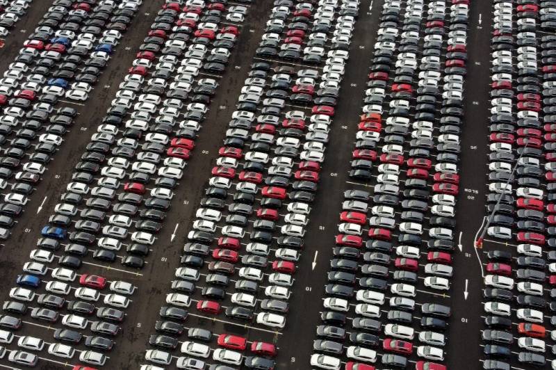 Britain's new car sales drop to 30-year low