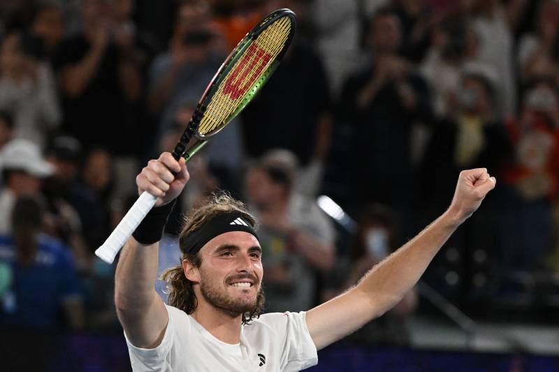 Impressive Tsitsipas to face Khachanov in Australian Open semis