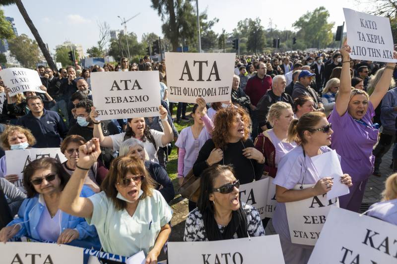 Cyprus workers strike over stalled cost-of-living talks