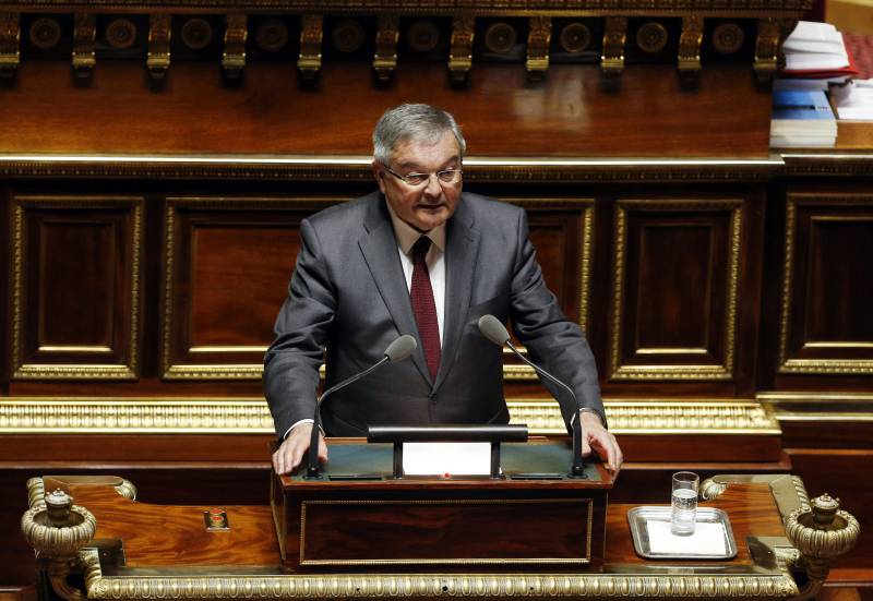 French ex-minister convicted in fake jobs scam