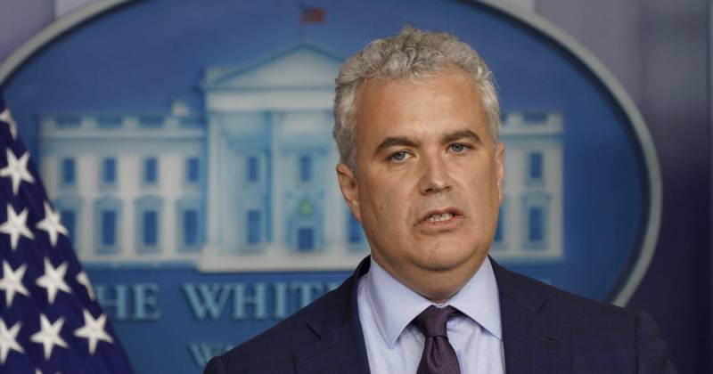 Biden names former Covid aide as new White House chief of staff